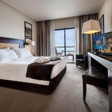 Ξενοδοχείο Marina Atlantico 4*