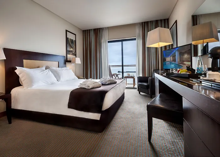 Hotel Marina Atlântico 4*